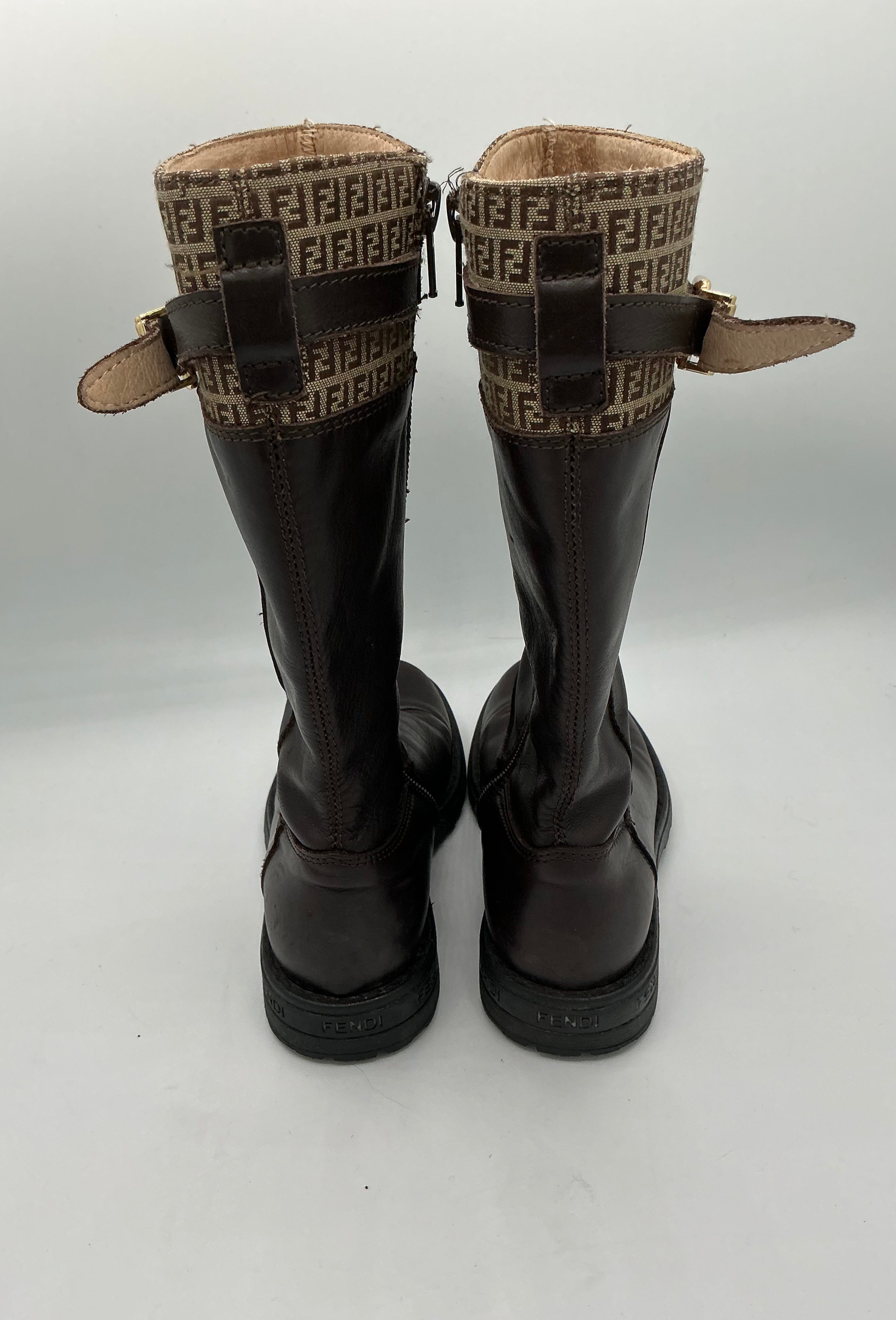 Fendi Mädchen Stiefel Gr. 29